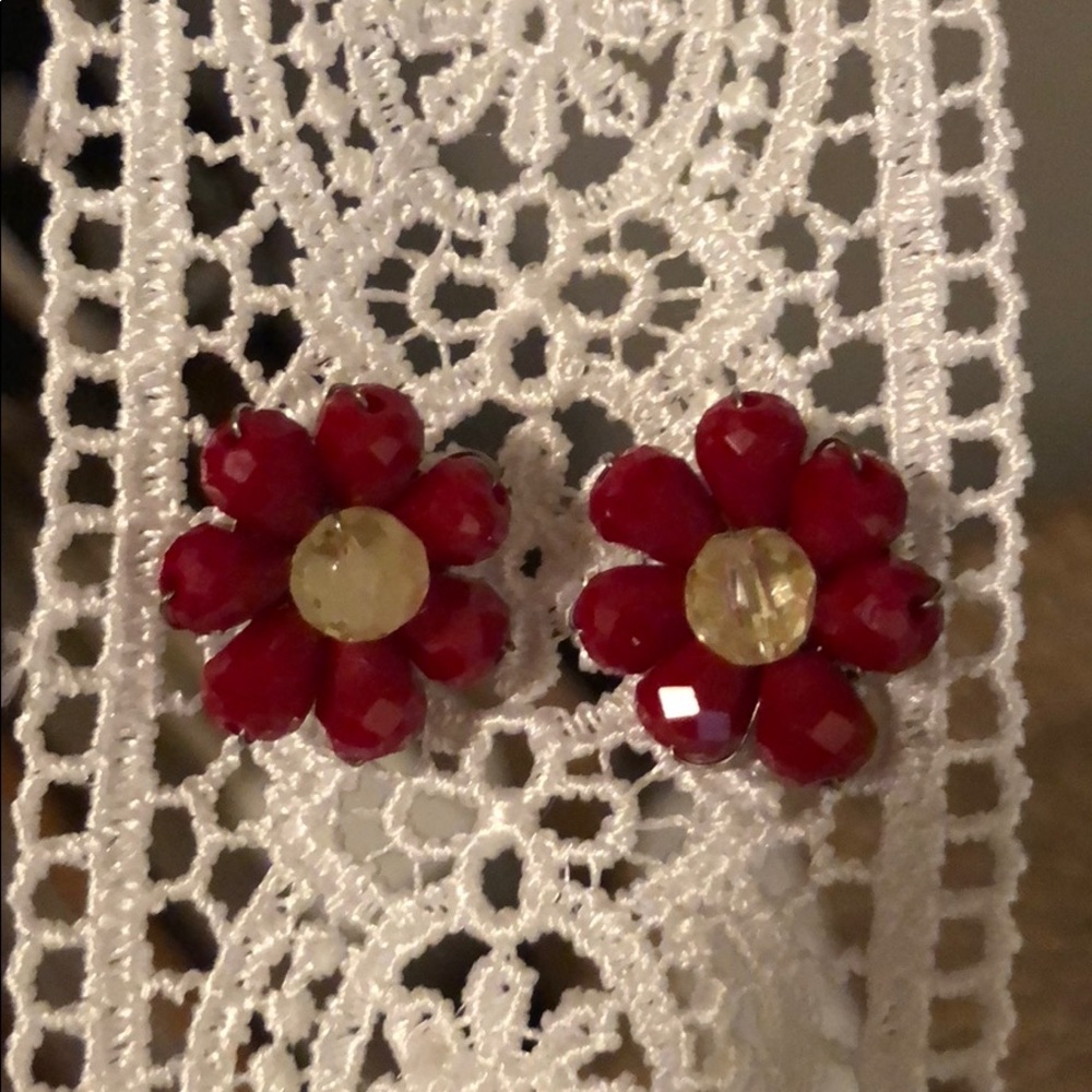 Crimson flower stud earrings